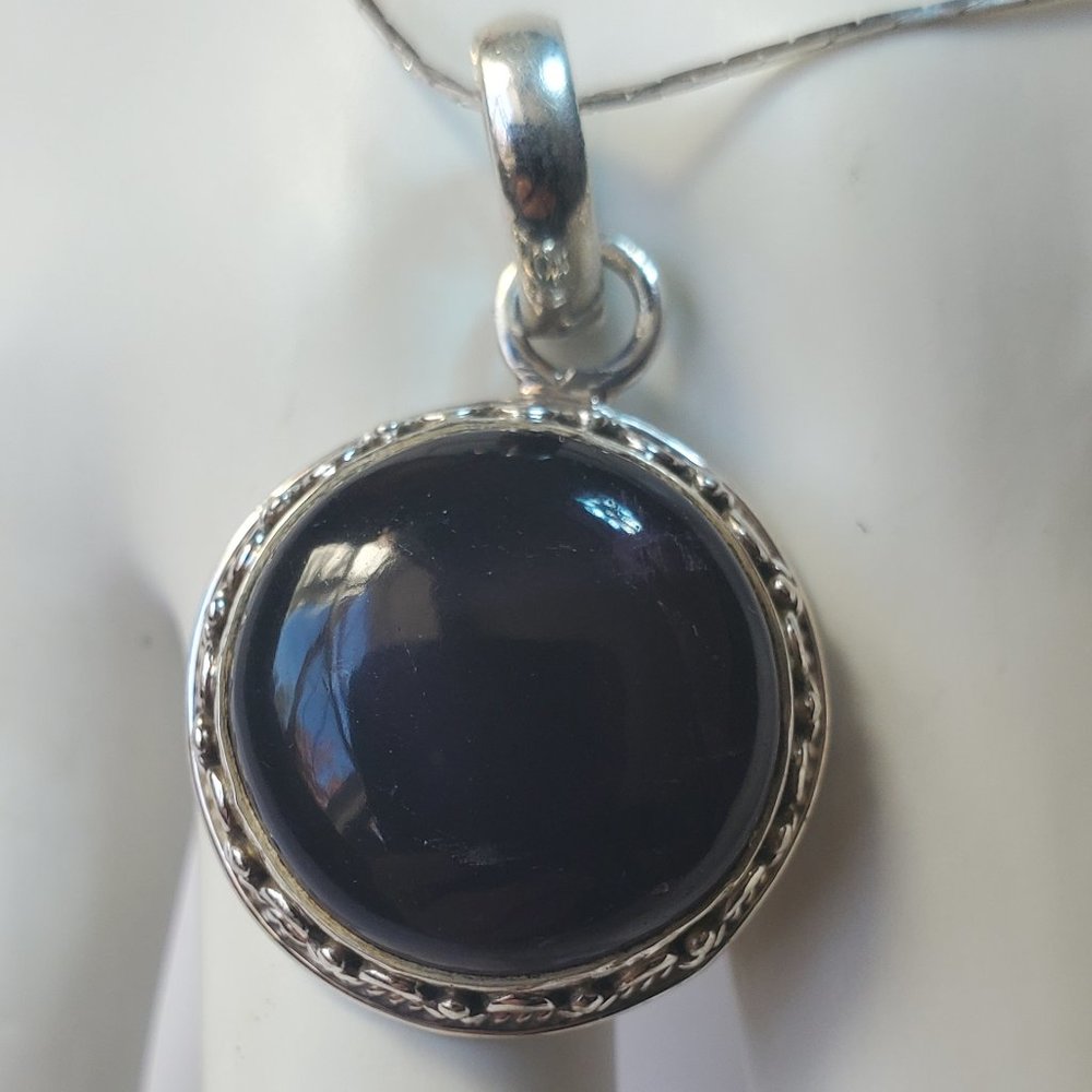 AMETHYST STERLING SILVER  PENDANT - Picture 7 of 8